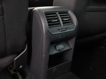 Volkswagen Golf Sportsvan Sportsvan 1.2 TSI BlueMotion Technology 110KM 2016 Volkswagen Golf Sportsvan klima auto czujniki, zdjęcie 33