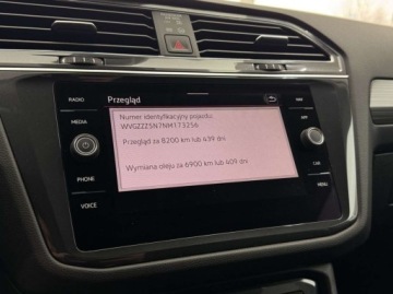 Volkswagen Tiguan Allspace SUV Facelifting 2.0 TDI SCR 150KM 2022 Volkswagen Tiguan Allspace Allspace Elegance 4Motion Hak Kamera cofania, zdjęcie 35