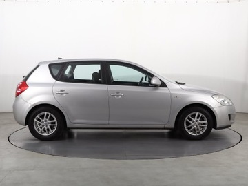 Kia Ceed I Hatchback 1.4 109KM 2008 Kia Ceed 1.4 CVVT, Klima, Parktronic,ALU, zdjęcie 5