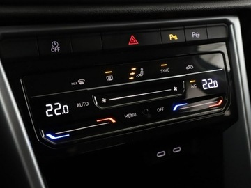 Volkswagen T-Roc I SUV Facelifting 1.0 TSI 110KM 2023 Volkswagen T-Roc klima auto full LED czujniki, zdjęcie 26