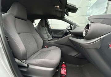 Toyota C-HR II SUV 1.8 Hybrid 140KM 2024 Toyota C-HR Elktr. klapa. bezwypadkowy, I wlasciciel, ACC, Kamera, GPS, Sa, zdjęcie 16