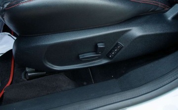 Ford Mondeo IV Sedan 2.0 Duratorq TDCi DPF 140KM 2009 Ford Mondeo 2.0 TDCI Titanium S Navi Polskor BiXenon PDC Grzana szyba CONV, zdjęcie 19