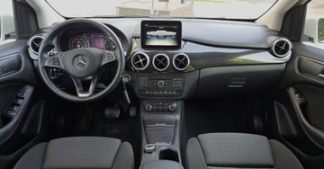 Mercedes Klasa B W246 Sports Tourer Facelifting 1.5 180 d 109KM 2018 Mercedes-Benz Klasa B 1.5 diesel 109 KM NAVI klimatronic zarejestrowany 49, zdjęcie 17