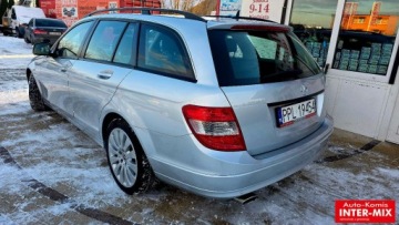 Mercedes Klasa C W204 2007 Mercedes-Benz Klasa C 220CDI 170 km niski przebieg 2.1 Diesel 170KM, zdjęcie 2