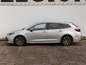Toyota Corolla XII 2021 Toyota Corolla 2.0 Hybrid, Salon Polska, zdjęcie 2