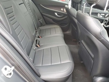Mercedes Klasa E W214 2023 Mercedes-Benz Klasa E 350 4Matic 2023 2.0l 2.0 Benzyna 255KM, zdjęcie 10