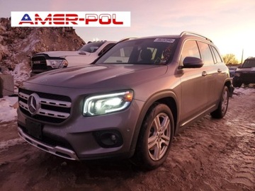 Mercedes GLB 2021 Mercedes-Benz GLB 2021 r.,2,0L 250 4 MATIC 2.0 Benzyna 221KM