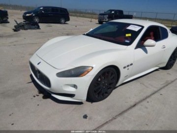 Maserati GranTurismo 2012 Maserati GranTurismo S Automatic 2012 4.7 Benzyna 433KM, zdjęcie 1
