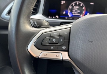 Volkswagen T-Roc I SUV Facelifting 1.5 TSI ACT 150KM 2022 Volkswagen T-Roc 1.5 Benzyna 150KM, zdjęcie 13