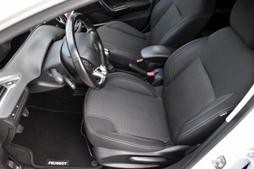 Peugeot 208 I Hatchback 5d Facelifting 1.2 PureTech 82KM 2018 Peugeot 208 I TECH EDITION 1.2MPI 83KM *BOGATA* Piękna Wersja! Jedyna TAKA!, zdjęcie 18