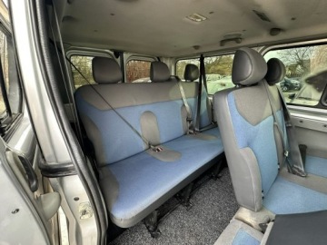 Renault Trafic II Furgon 2.0 dCi 115KM 2011 Renault Trafic 2.0 DCI/9 miejsc/Klima na, zdjęcie 25