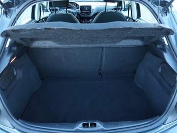 Peugeot 208 I Hatchback 5d Facelifting 1.2 PureTech 82KM 2016 Peugeot 208 1.2 PureTech, Salon Polska, zdjęcie 13