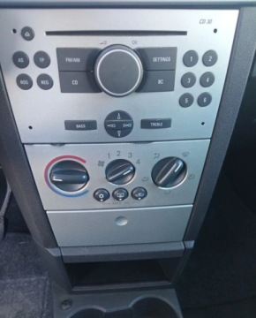 Opel Meriva I 1.4 TWINPORT ecoFLEX 90KM 2006 Opel Meriva Serwisowany 1.4 Benzyna 90KM, zdjęcie 13