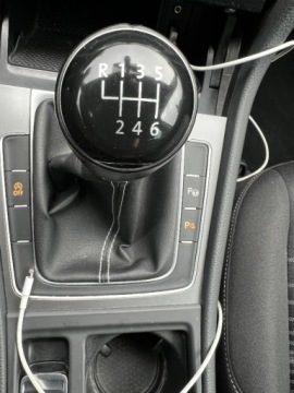 Volkswagen Golf VII Hatchback 3d 2.0 TDI-CR DPF 150KM 2015 Volkswagen Golf Volkswagen Golf VII 2.0 TDI 150KM Lounge BMT 12-2015 2.0, zdjęcie 22