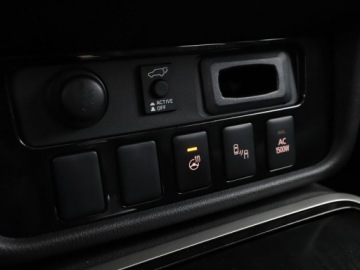 Mitsubishi Outlander III SUV PHEV Facelifting 2017 2.0 203KM 2017 Mitsubishi Outlander PHEV 4x4 automat skóra el., zdjęcie 26