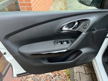 Renault Kadjar Crossover 1.2 Energy TCe 130KM 2016 Renault Kadjar 1.2 benzyna 130 KM 6 biegow zarej w PL zadbany zamiana, zdjęcie 15