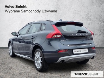 Volvo V40 II Cross Country Facelifting 2.0 T4 190KM 2018 Volvo V40 Salon PL FV23 Summum T4 AWD 190KM Skóra, zdjęcie 6