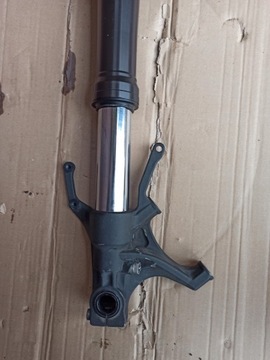 Спереди подвеска Yamaha R1 RN12 RN13 04-06