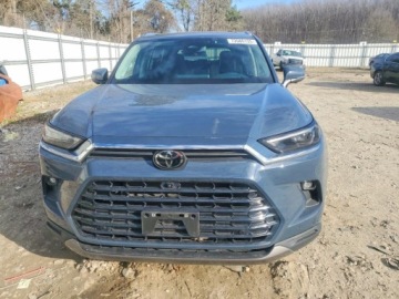 Toyota 2024 Toyota Grand Highlander XLE 2024 2.4 Benzyna 265KM, zdjęcie 5