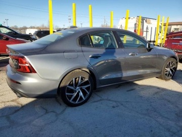 Volvo 2020 Volvo S60 2020 VOLVO S60 T5 MOMENTUM 2.0 Benzyna 250KM, zdjęcie 3