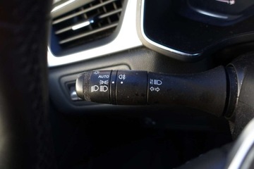 Renault Captur II Crossover 1.0 TCe 90KM 2022 Renault Captur LPG Hak Tempomat CarPlayAA Czujniki park. Grzana kier, zdjęcie 24