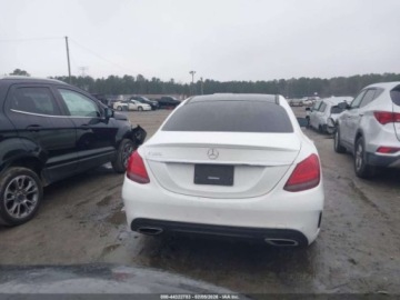 Mercedes Klasa C W205 2020 Mercedes-Benz Klasa C 300 2020 2.0 Benzyna 255KM, zdjęcie 4