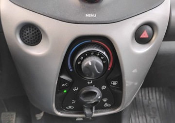 Toyota Aygo II Hatchback 5d 1.0 VVT-i 69KM 2017 Toyota Aygo 122017r,SALON POLSKA1.0 Benzyna. Uszkodzony przod i lewy bok., zdjęcie 12