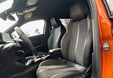 Peugeot 2008 II SUV 1.2 PureTech 130KM 2020 Peugeot 2008 1.2 Benzyna 130KM, zdjęcie 6