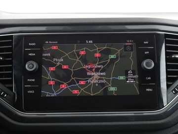 Volkswagen T-Roc I SUV 1.5 TSI ACT 150KM 2018 Volkswagen T-Roc Carat skóra panorama virtual, zdjęcie 22