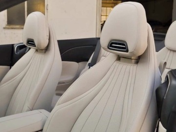 Mercedes CLE Coupe AMG 3.0 53  449KM 2025 CLE AMG 53 4-Matic+ Kabriolet 3.0 (449KM) 2025, zdjęcie 3