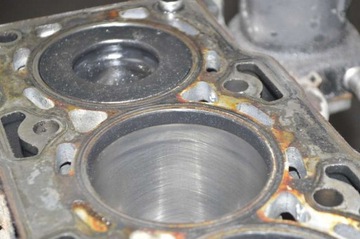 BLOK SPODEK MOTORU HŘÍDEL D4EA HYUNDAI SANTA FE 1 I 2.0 CRDI 112 KM 04-13