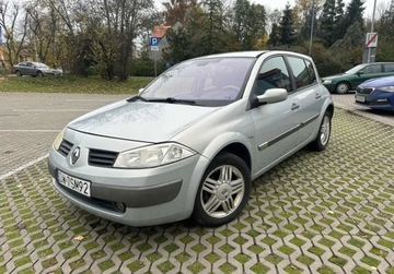 Renault Megane II Sedan 1.6 i 16V 115KM 2002