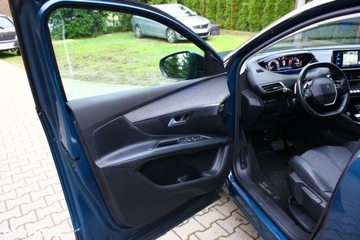 Peugeot 5008 II Crossover Facelifting 1.5 BlueHDi 130KM 2022 Peugeot 5008 Peugeot 5008 1.5 BlueHDI Allure SampS EAT8 1.5 Diesel 130KM, zdjęcie 30