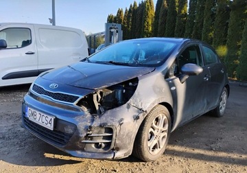 Kia Rio III 2015 Kia Rio 2015r, 1.1 CRDI. Lekko uszkodzony lewy przod. Jezdzi 1.1 Diesel, zdjęcie 1