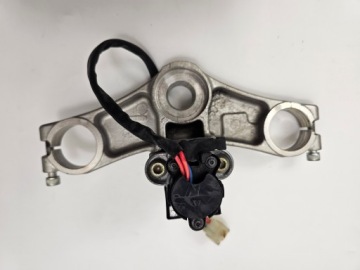 Honda VFR 800 Fi 98-01 передняя подвеска верхняя полка ключ зажигания
