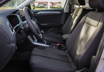 Volkswagen T-Roc I 2025 Volkswagen T-Roc LED, pakiet zimowy, dostepny od reki Benzyna 116KM, zdjęcie 9