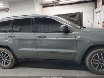 Jeep Grand Cherokee IV 2021 Jeep Grand Cherokee Trailhawk 2021 5.7l 5.7 Benzyna 360KM, zdjęcie 6