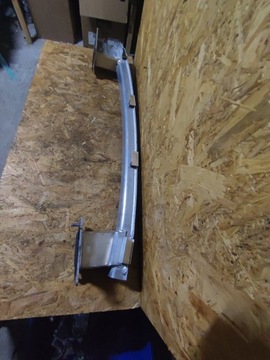 Усилительная балка бампера Audi A4 B9 8W0807309A ЗАДНЯЯ