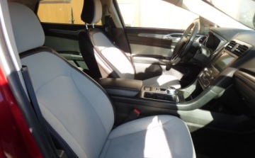 Ford Fusion 2020 Ford Fusion 2020r, 1.5 Benzyna. Uszkodzone prawy bok. Jezdzi. 1.5 Benzyna, zdjęcie 12