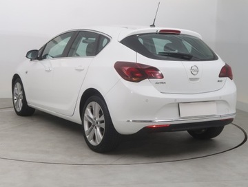 Opel Astra J Hatchback 5d 1.4 Twinport ECOTEC 100KM 2012 Opel Astra 1.4 16V, Klima, Tempomat, Parktronic, zdjęcie 3