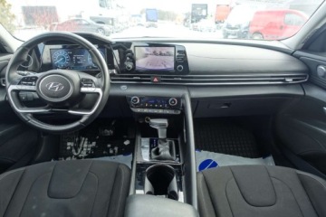 Hyundai Elantra VII Sedan 1.6 MPI 123KM 2023 Hyundai Elantra Bezwypadek Tempomat Kamera Podgrz fotel i kier. Virtua, zdjęcie 14