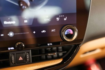 Lexus NX II SUV Facelifting 2.5 350h 243KM 2024 Lexus NX 350h Omotenashi AWD 2.5 Hybryda 243KM, zdjęcie 31