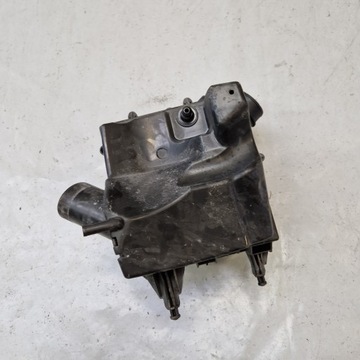 OPEL CORSA E 1.2 1.4 POUZDRO FILTRU VZDUCHU