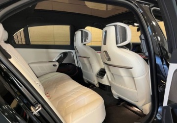 BMW Seria 7 G70 Sedan 3.0 40d 299KM 2025 BMW Seria 7 740d xdrive salon Polsk FV 23 R CARS Warszawa 3.0 Diesel 299KM, zdjęcie 12