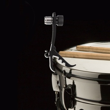 НАДЕЖНЫЙ ВРАЩАЮЩИЙСЯ МИКРОФОН С БАРАБАННЫМ ЗАЖИМОМ