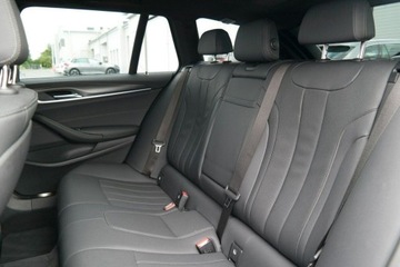 BMW Seria 5 G30-G31 Touring Facelifting 2.0 520d 190KM 2022 BMW 520 BMW 520d xDrive Fotel z Pamięcią Dostęp Ko, zdjęcie 13