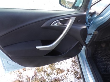 Opel Astra J Hatchback 5d 1.4 Twinport ECOTEC 100KM 2010 OPEL ASTRA J 1,4 BENZ 116000 TYS KM AUTO Z NIEMIEC, zdjęcie 9