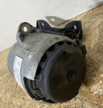 PORSCHE CAYMAN 982 BOXER 718 ULOŽENÍ PŘEVODOVKY ŘAZENÍ UCHYCENÍ 982399202B