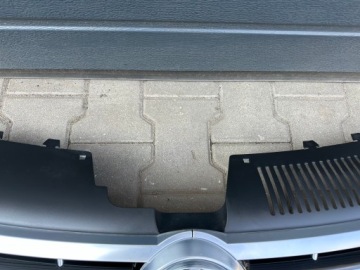 ЛОГОТИП РЕШЕТКИ РАДИАТОРА VW PASSAT CC LIFT 3C8853653A