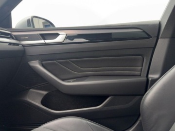 Volkswagen Arteon Fastback Facelifting 2.0 TDI 200KM 2022 Volkswagen Arteon Shooting Brake 2.0 TDI 4Motion R-Line DSG 200KM, Serwis, zdjęcie 31